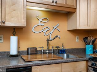 413 Woodmill Dr, Cranbury, NJ 08512