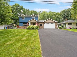 3903 E County Line N, Saint Paul, MN 55110