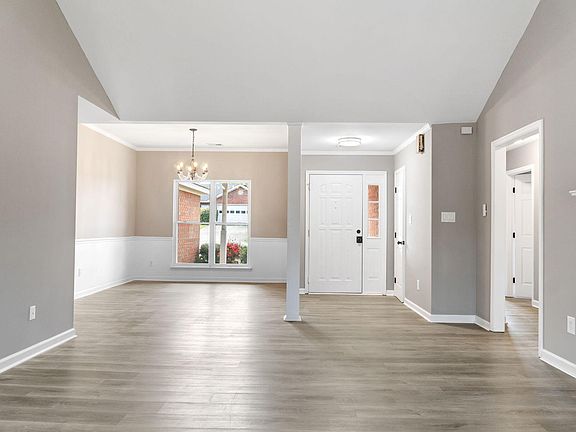 5th image of 428 Madison St