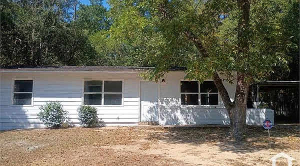 2465 Thrasher Ave