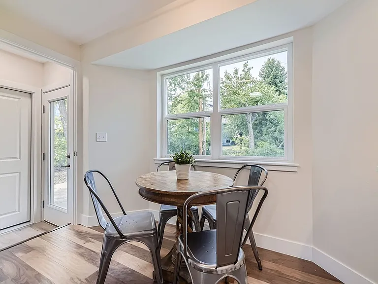 1505 Findlay Way — Photo 6