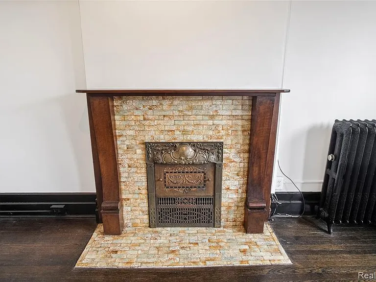 66 Adelaide St #20 — Photo 6