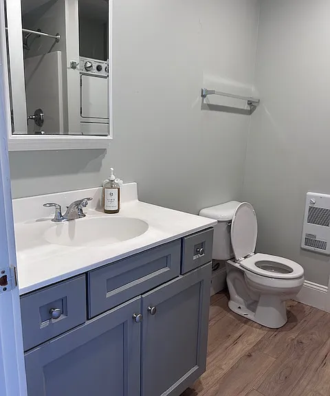 42 Thornton Ave — Photo 10