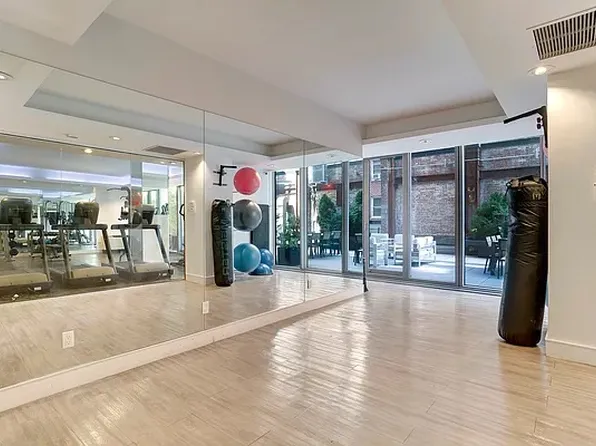 237 East 34th Street image 23 of 29