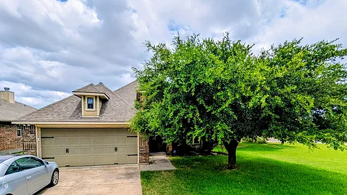 15417 Meadow Pass Photo 1