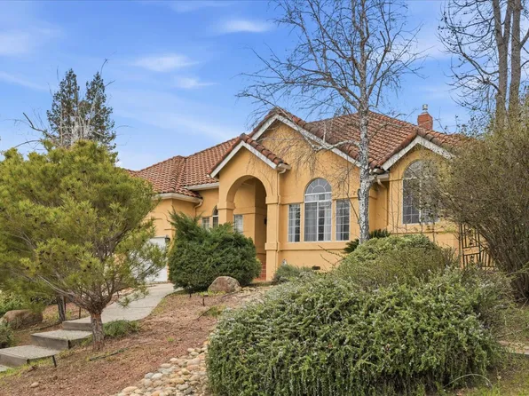 40484 Goldside Dr, Oakhurst, CA 93644