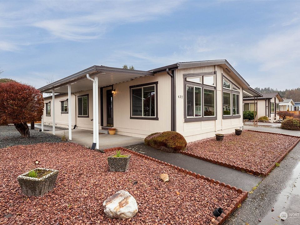 Welcome to Rio Verde, a wonderful 55+ community!>