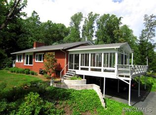 20 Omalley Dr, Candler, NC 28715