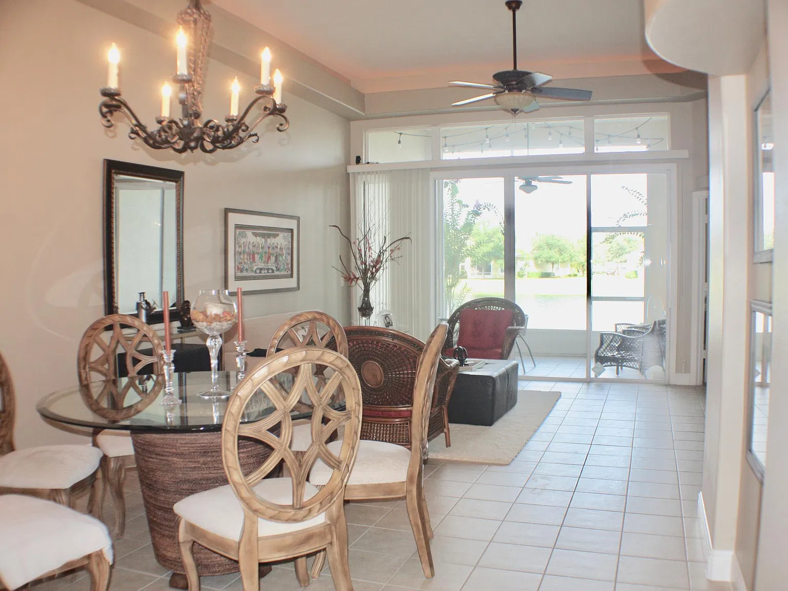 2 bed, 900 sqft, $2,000 — Photo 1