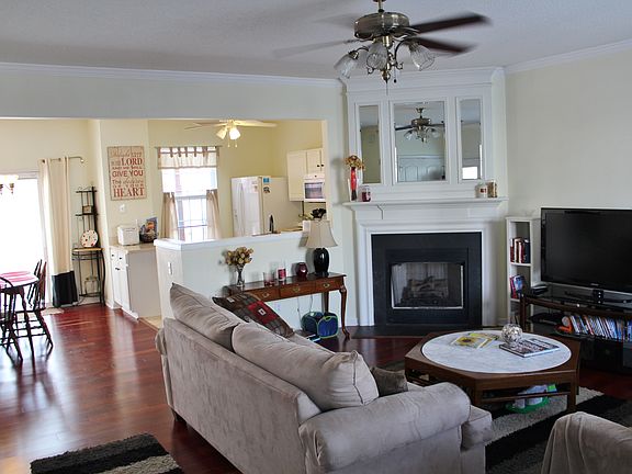 2nd image of 3978 Elizabeth Glen Way