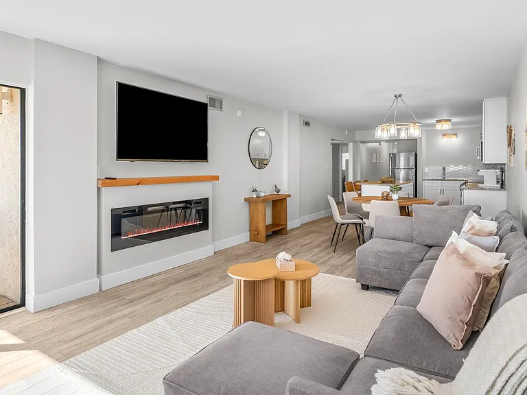 5801 Thomas Dr #824 — Photo 36