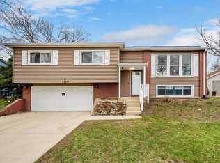 7300 Willow Ave, Woodridge, IL