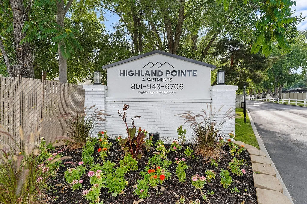 Highland Pointe Apartments — Photo 1
