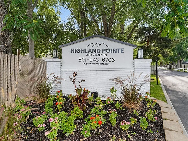 Highland Pointe Apartments — Photo 1