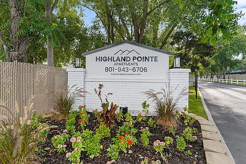 Highland Pointe Apartments Photo 1
