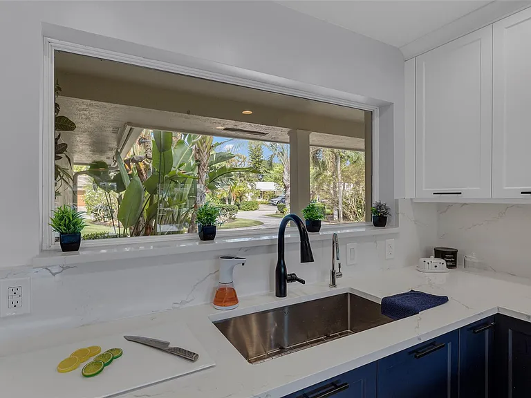272 Imperial Ln — Photo 42