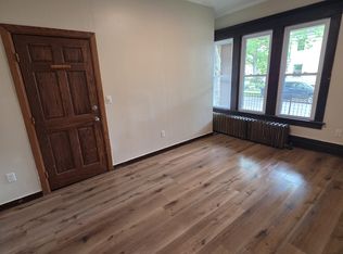 662 W 9th St #1, Erie, PA 16502