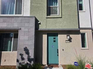 27010 Tanager Ln, Valencia, CA 91381