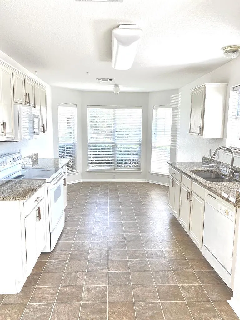 Building Photo - 310 Katydid Ct