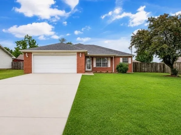 704 Oberg Dr, Bentonville, AR 72719