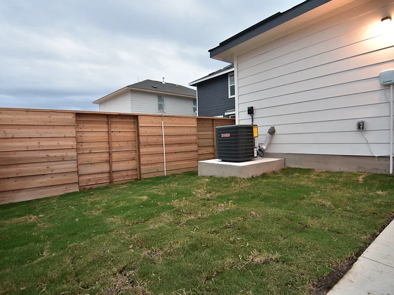 409 Keefer Ln — Photo 131