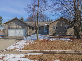 1410 N Maple St, Normal, IL 61761