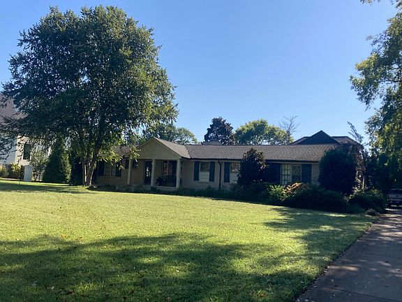 2nd image of 5111 Cornwall Dr
