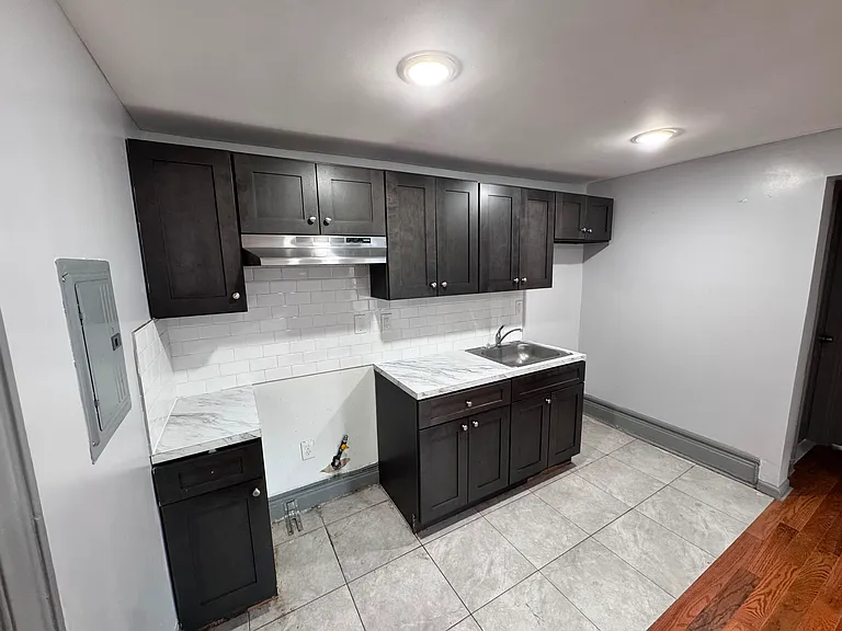 47 Baldwin Ave #3F — Photo 4