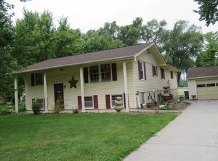 14988 Capella Ln, Council Bluffs, IA 51503