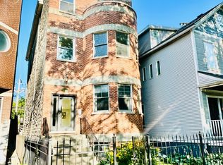 3033 N Racine Ave #3, Chicago, IL 60657