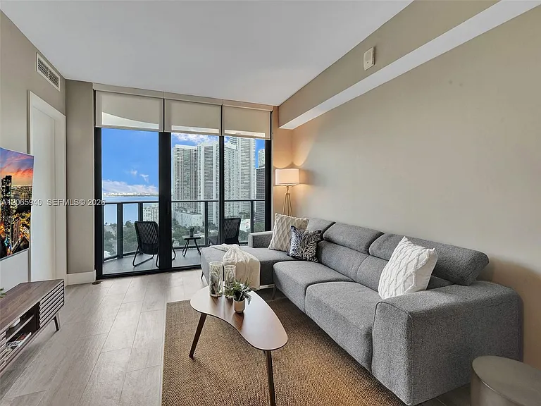 121 NE 34th St #2106A — Photo 16