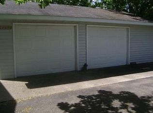 1310 Greenwood St E, Thief River Falls, MN 56701