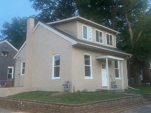 324 Walnut St, Belleville, IL 62220