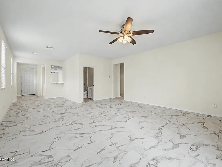 7143 W Coles Rd — Photo 4