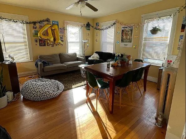 123 Winthrop St #2