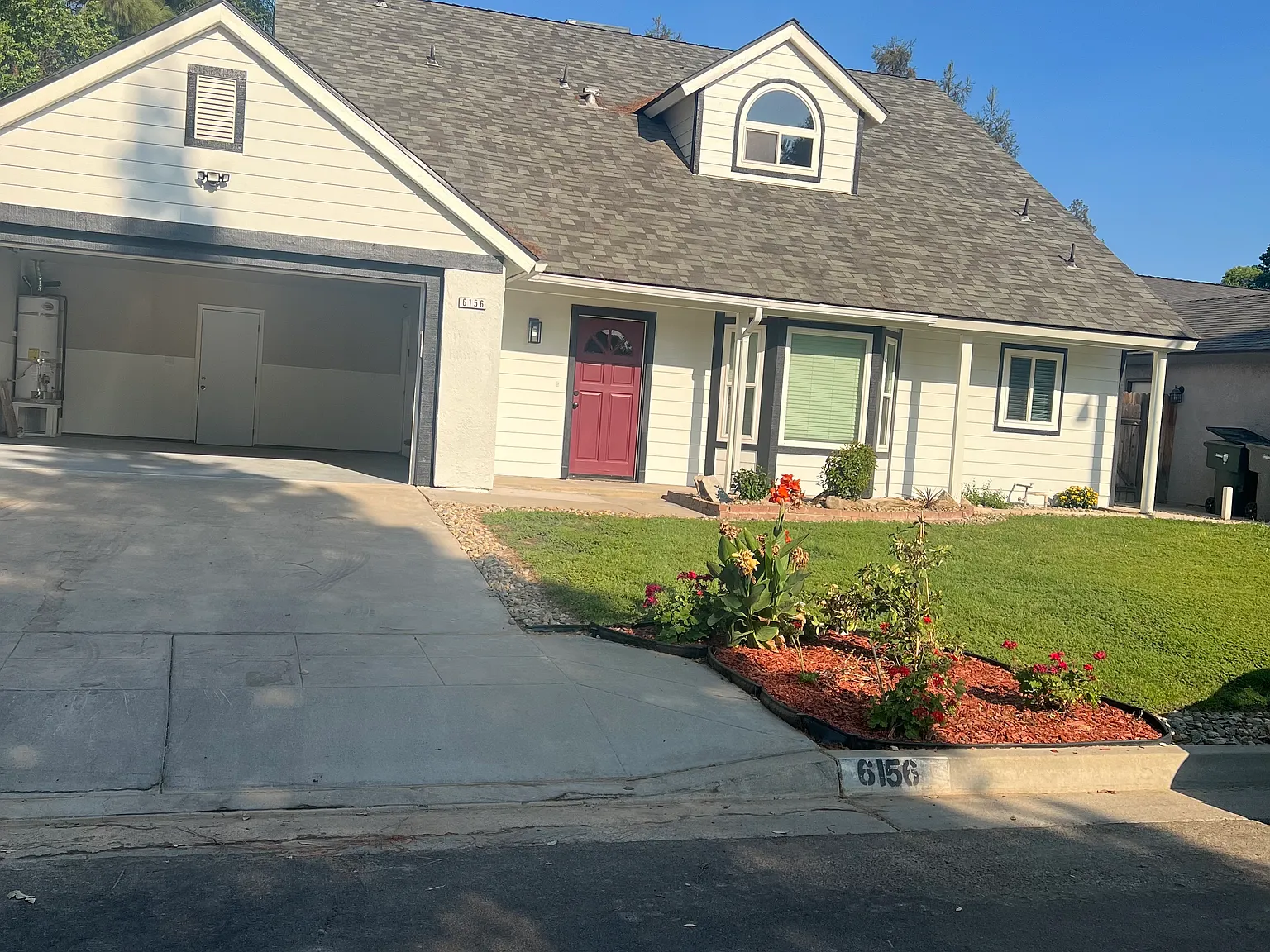 5 bed, 2157 sqft, $3,000 — Photo 1