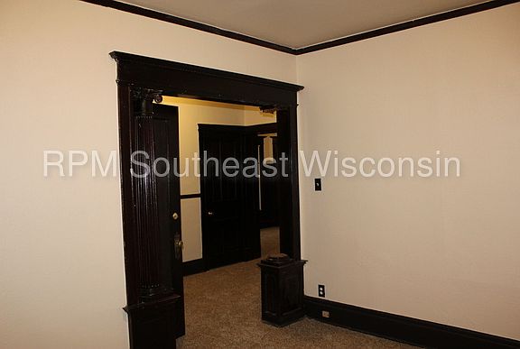 4th image of 2825 N 2nd St
