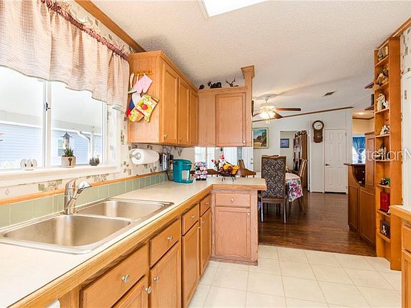 4th image of 8524 Fantasia Park Way