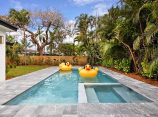 742 SE 10th Ave, Deerfield Beach, FL 33441