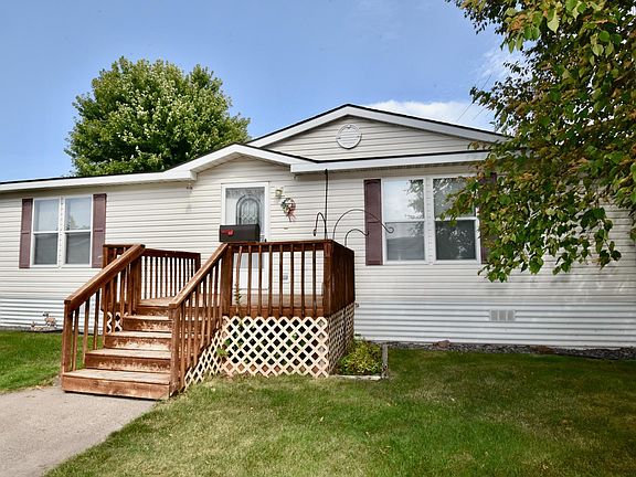 3rd image of 708 1st St E