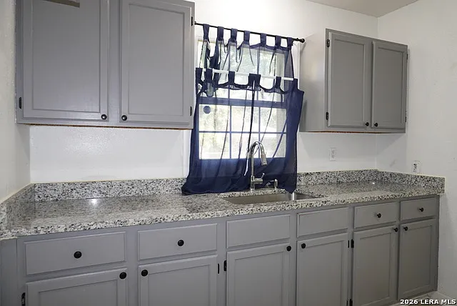 230 Goforth Dr — Photo 6