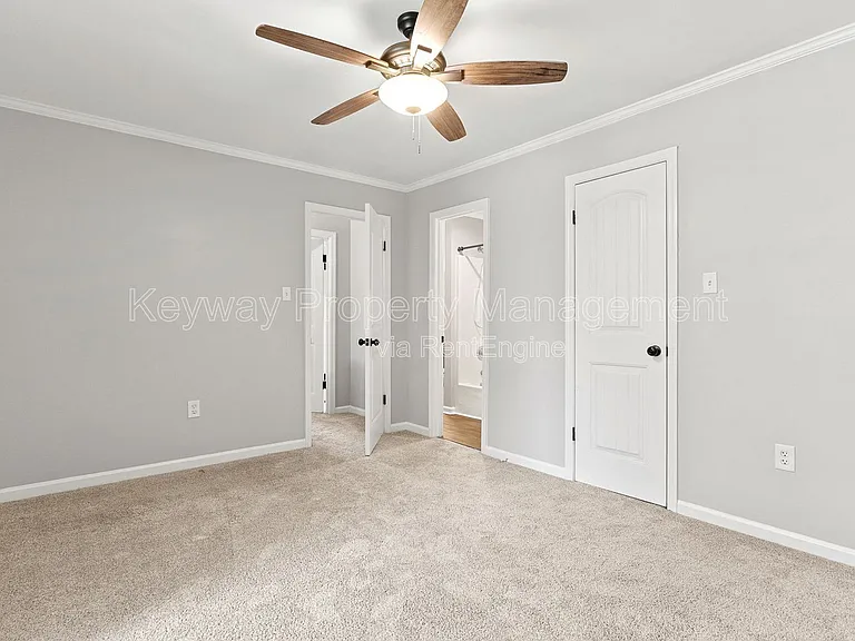 329 Lamplighter Ln — Photo 8