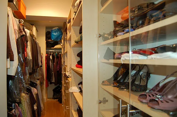 Rented by A & I Broadway | media 29