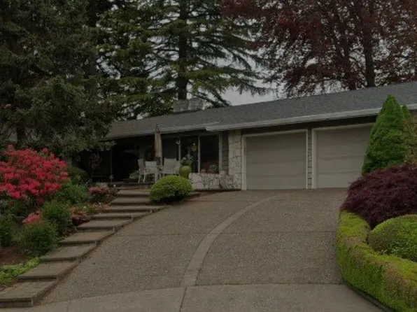 2305 SW Imperial Ct, Portland, OR 97225