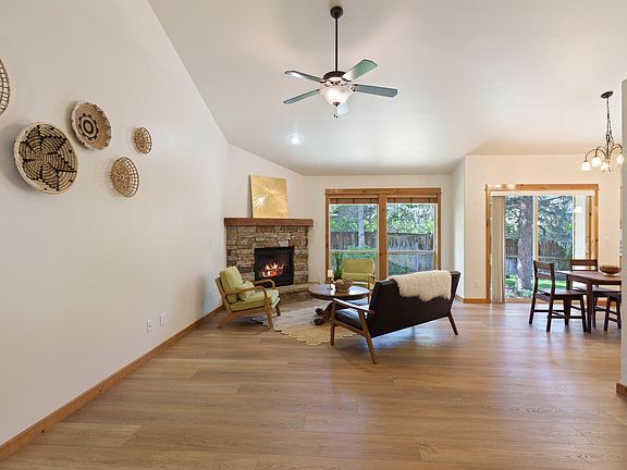 4th image of 60825 Grand Targhee Dr