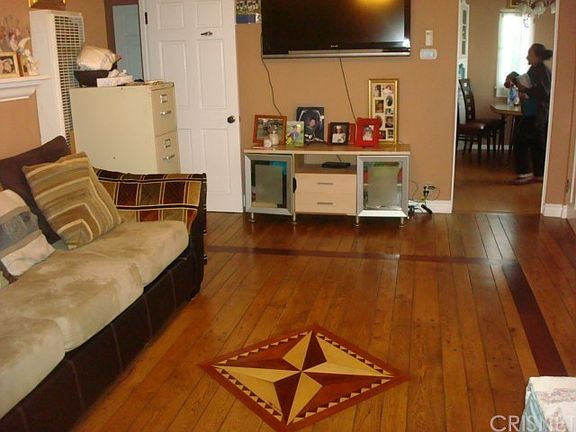 3rd image of 518 Hahn Ave
