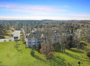 83 Amethyst Way, Franklin Park, NJ 08823