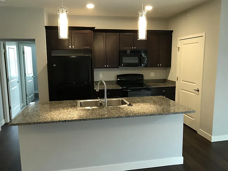 1573 McCleary Ln — Photo 2