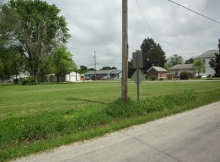 311 W Main St, Ramsey, IL 62080