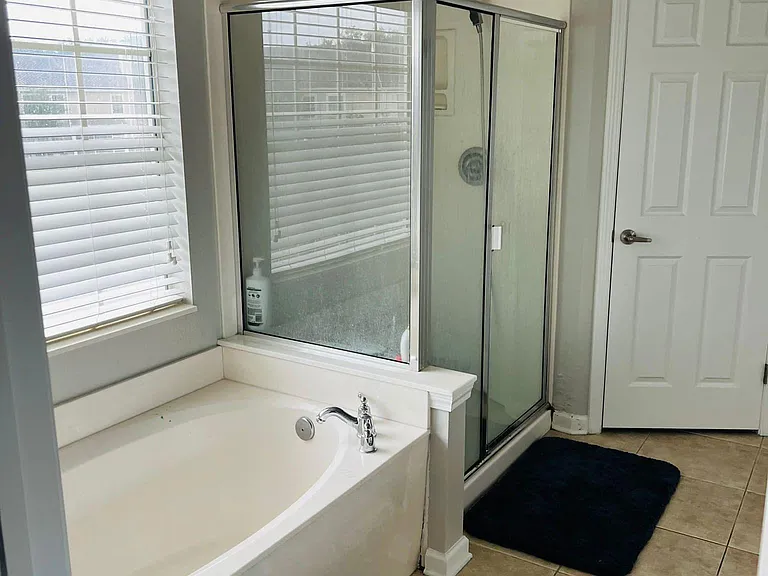 11118 Fallgate Point Ct — Photo 9